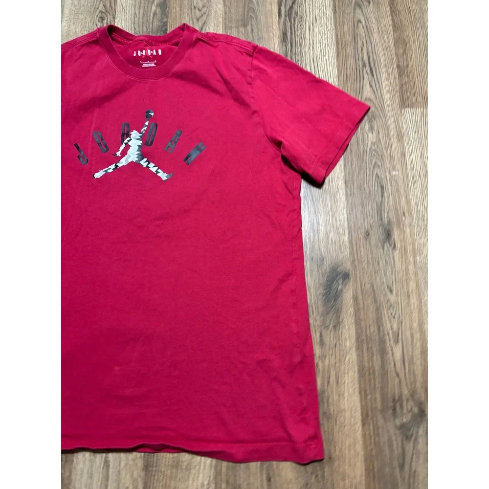 Jordan Shirt Men Size Large Red Jumpman Graphic Short Sleeve Cotton